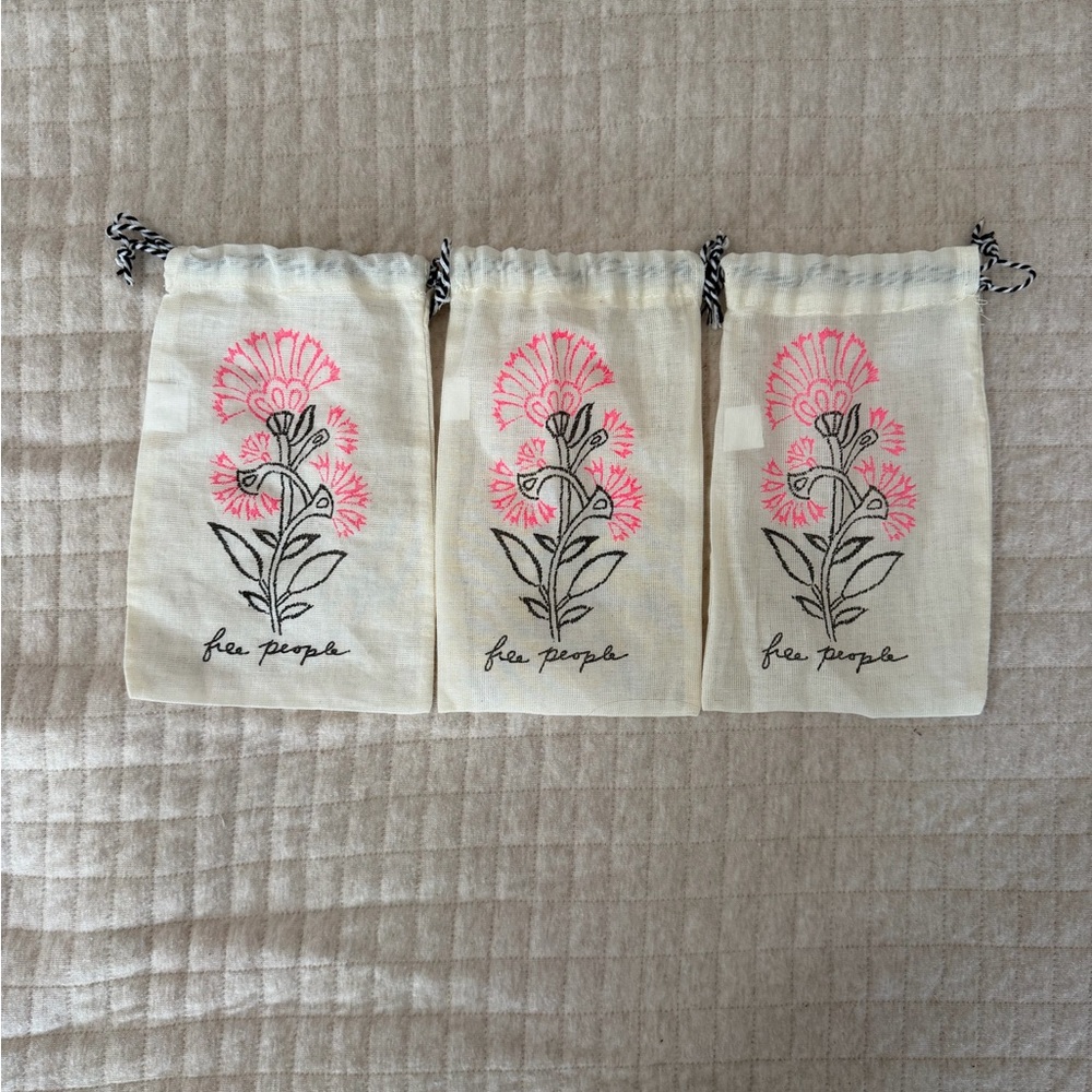 Free People Reusable Pouches
